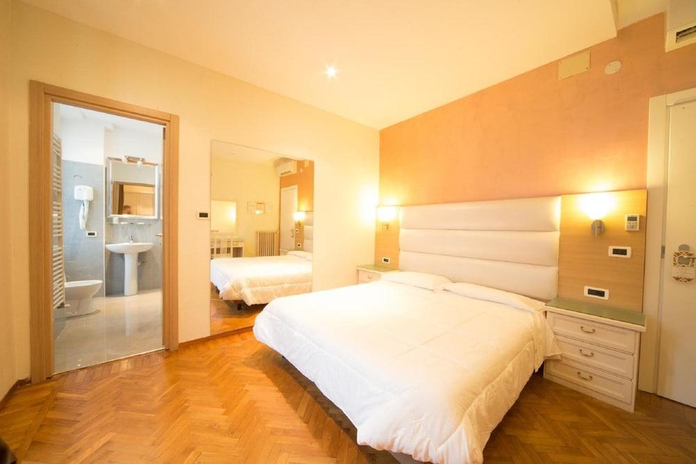 Hotel Globo Suite-Correnti Hotels 산레모 외부 사진